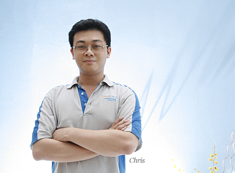 chris Chris Lee, one of the infamous workaholics of Exabytes